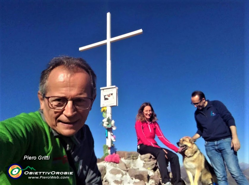 03 Sulla Cima di Mezzeno (2230 m), dedicata a Papa Giovanni Paolo II.jpg